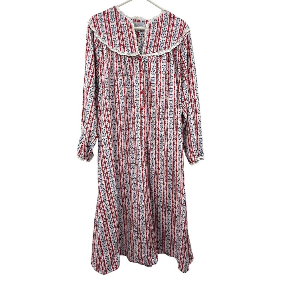 LANZ OF SALZBURG RED TYROLEAN HEART Long FLANNEL Nightgown medium granny grandma